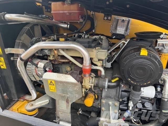 CAT TH 414 مناولات متداخلة