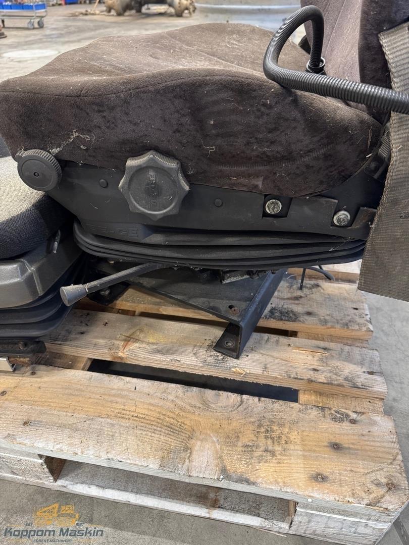  BeGe Stol مكونات أخرى