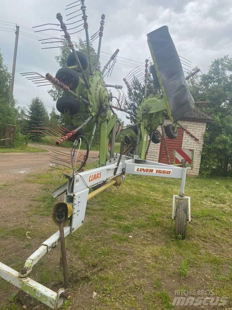 CLAAS Liner 1550 مكابس وميبسات التبن