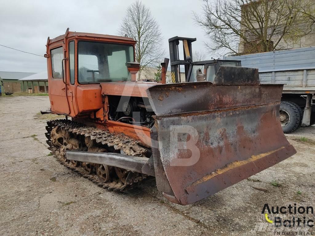  Onbekend DT-75 بلدوزرات مجنزرة