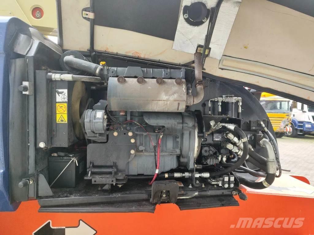JLG 860 SJ رافعات سلة تلسكوبية