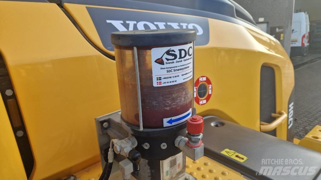 Volvo L 70 H لوادر بعجل