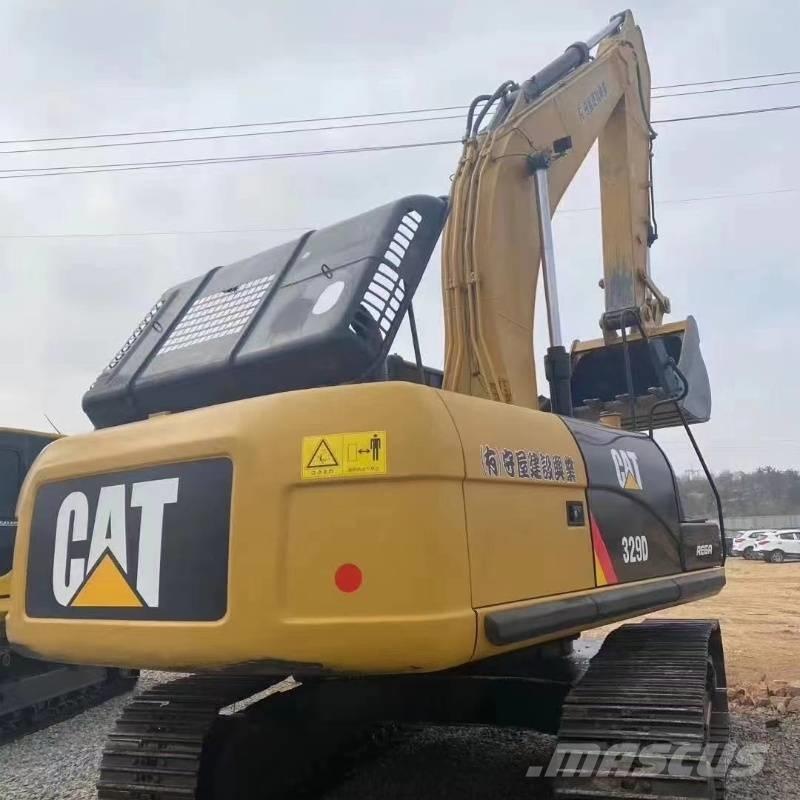 CAT 329 D حفارات زحافة