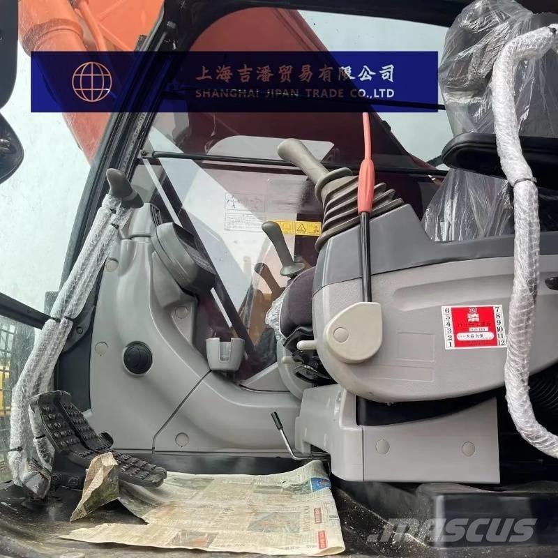 Hitachi ZX 360 LC حفارات زحافة