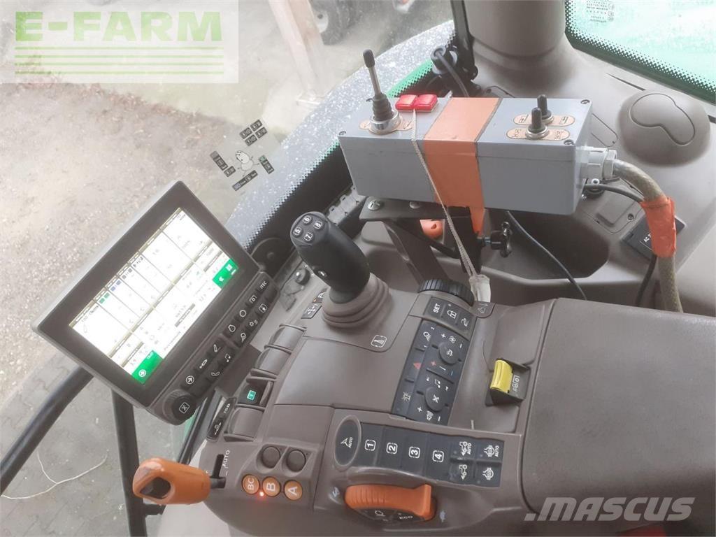 John Deere 6155R الجرارات