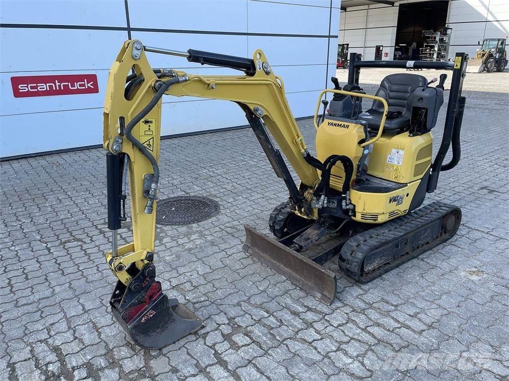 Yanmar VIO12 حفارات بعجل