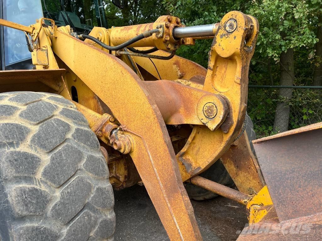 CAT 950G لوادر بعجل