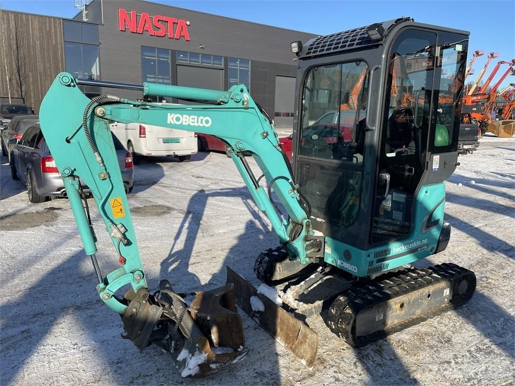 Kobelco SK17SR-3E حفارات صغيرة أقل من 7 طن (حفارات صغيرة)