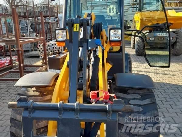 Schäffer 2430 SLT لوادر انزلاقية التوجيه