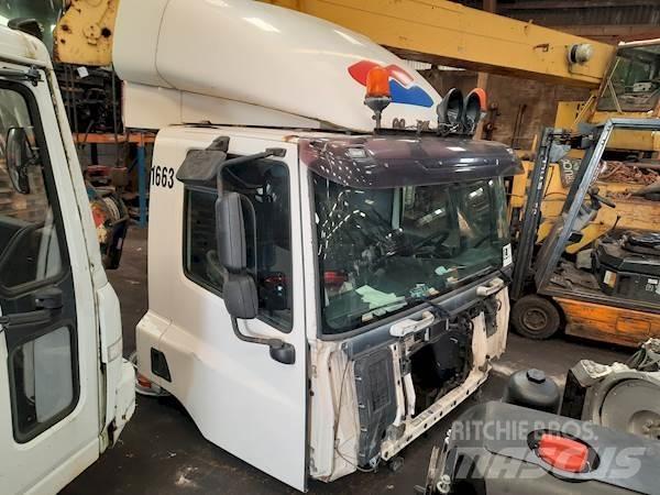 DAF CF75 DAYCAB كابينة والداخلية