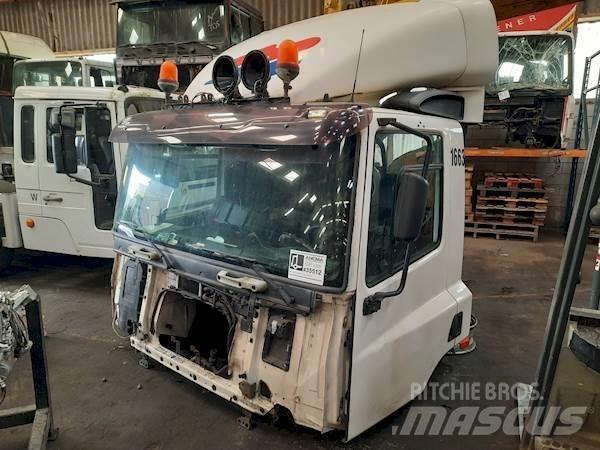 DAF CF75 DAYCAB كابينة والداخلية