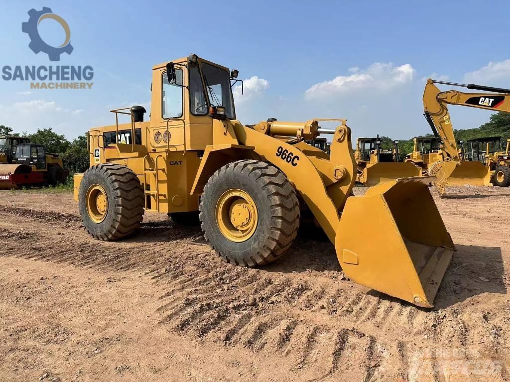 CAT 966 C لوادر بعجل