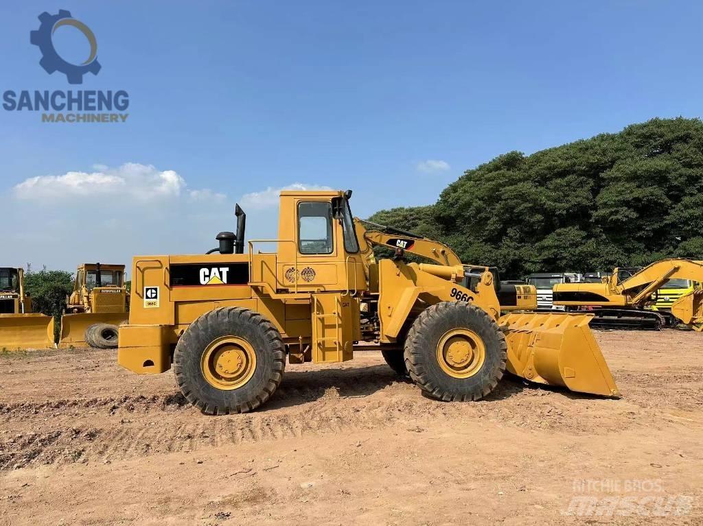 CAT 966 C لوادر بعجل