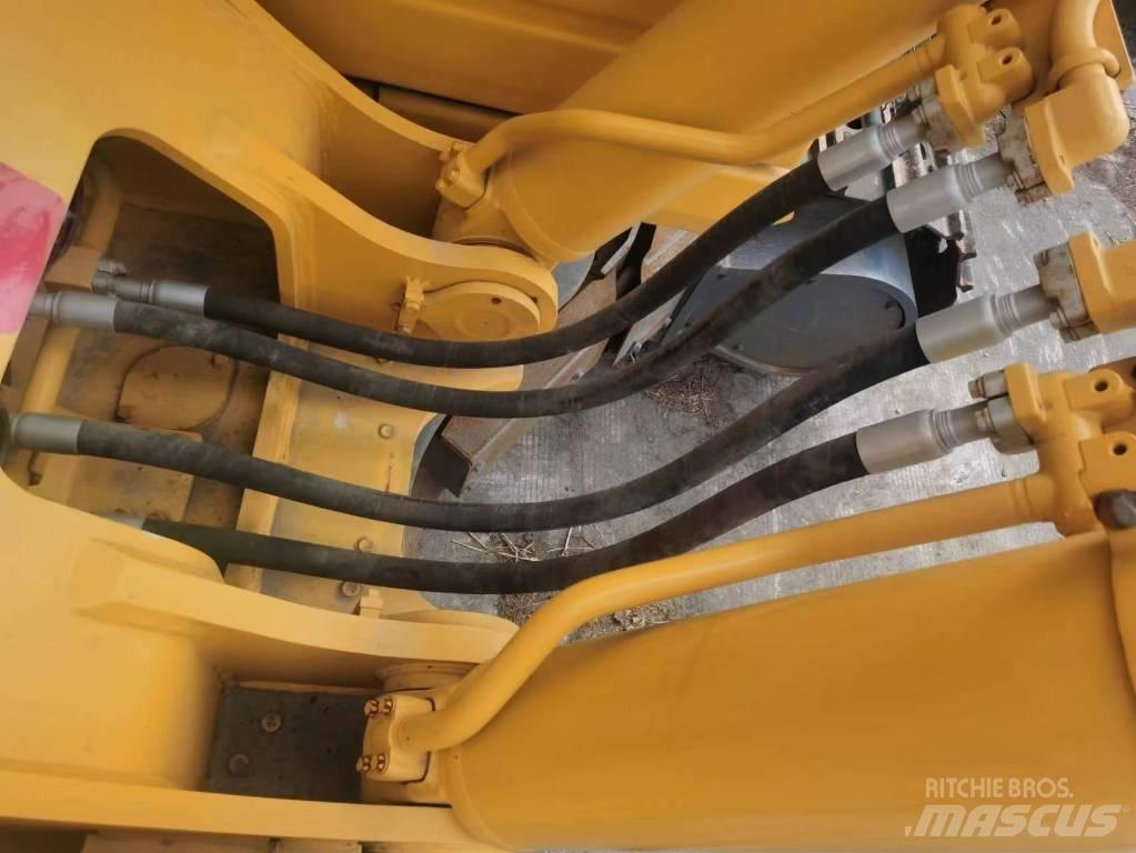 Komatsu PC 400-8 حفارات زحافة