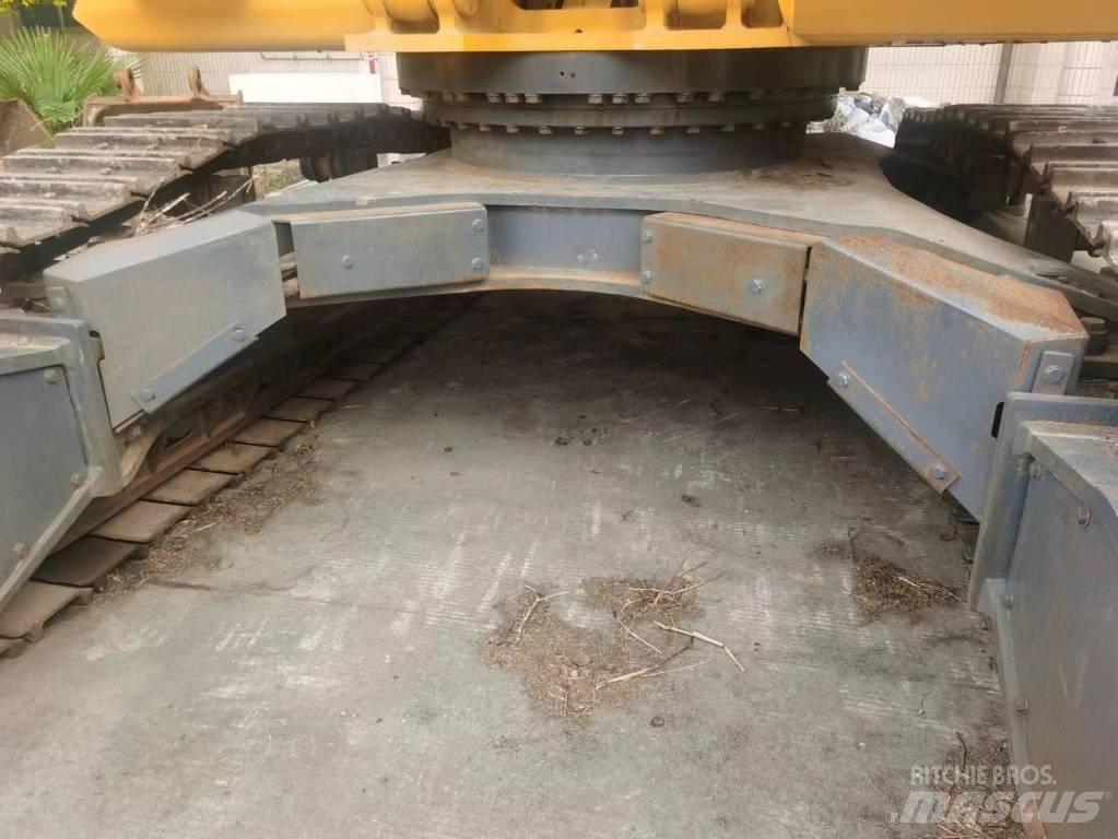 Komatsu PC 400-8 حفارات زحافة