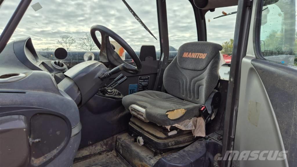 Manitou MT 1440 مناولات متداخلة