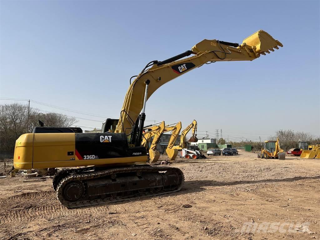 CAT 336DL حفارات زحافة