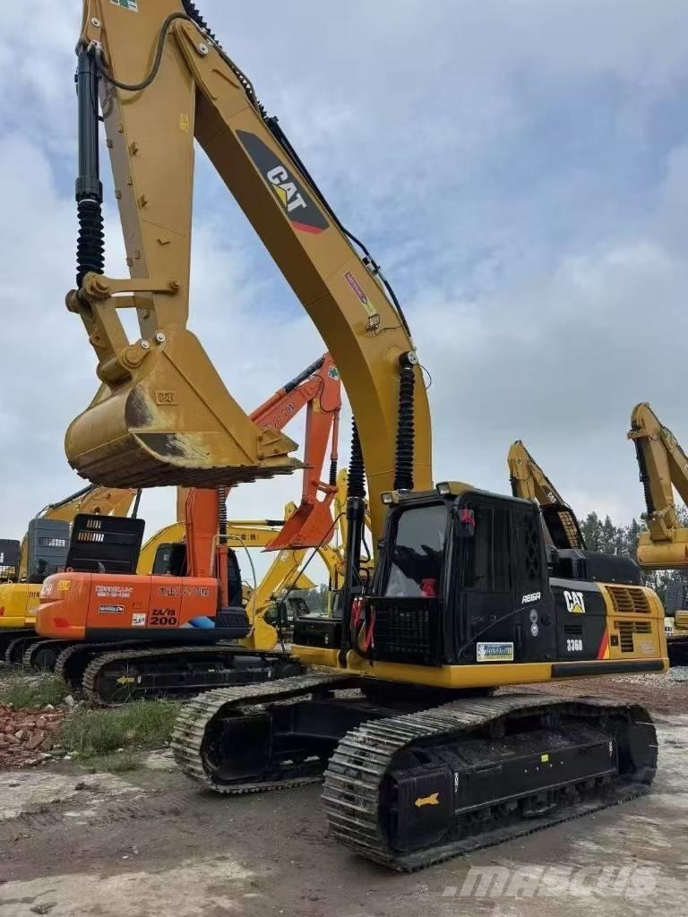 CAT 336 D حفارات زحافة