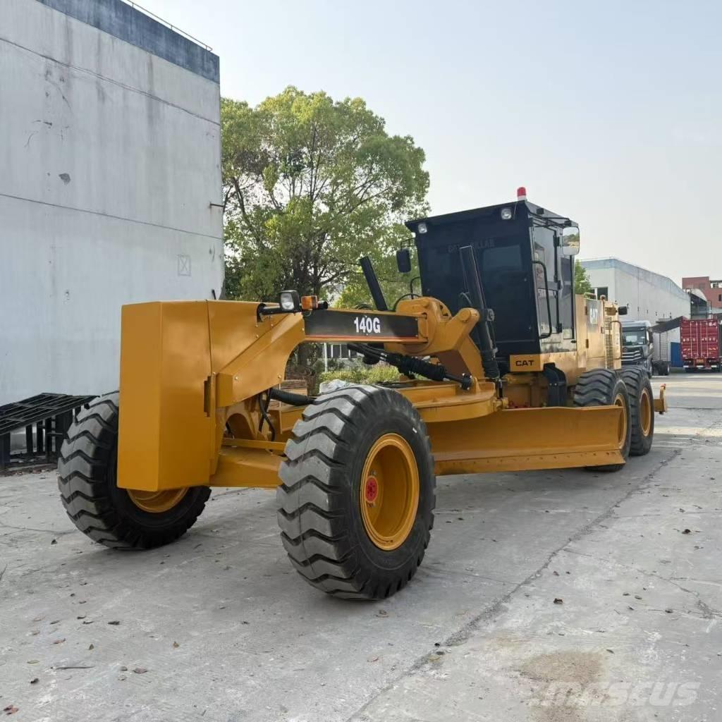 CAT 140 G معدات تمهيد الطرق