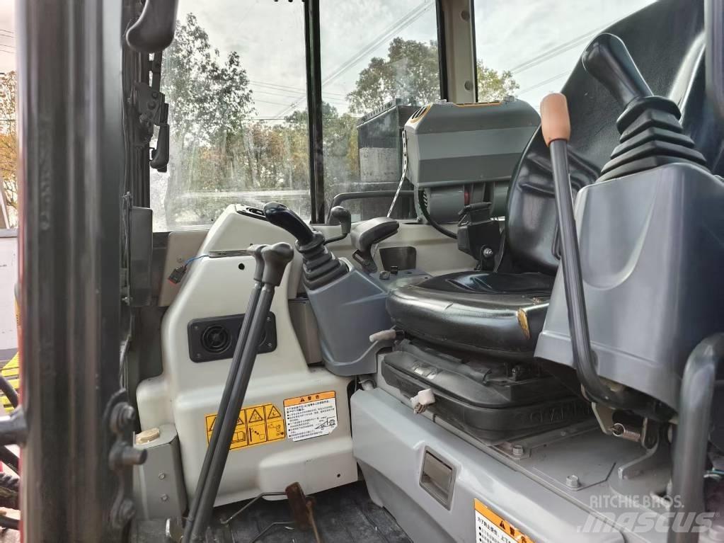 Yanmar Vio 55-5 B حفارات صغيرة أقل من 7 طن (حفارات صغيرة)