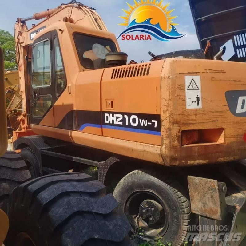 Doosan DH 210 W حفارات بعجل