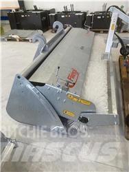 Fliegl Power Pro 260 كناسات