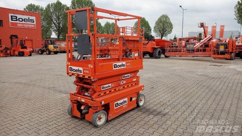 SkyJack SJIII 3219 رافعات مقصية الشكل