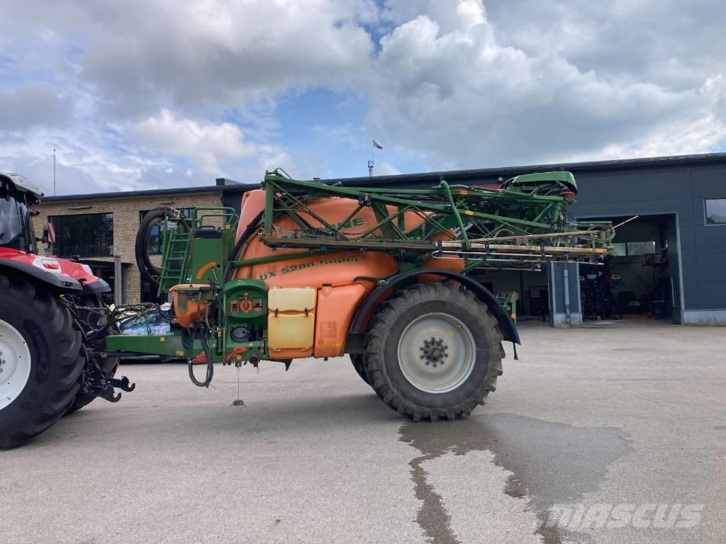 Amazone UX 5200 , 24 M الرشاشات
