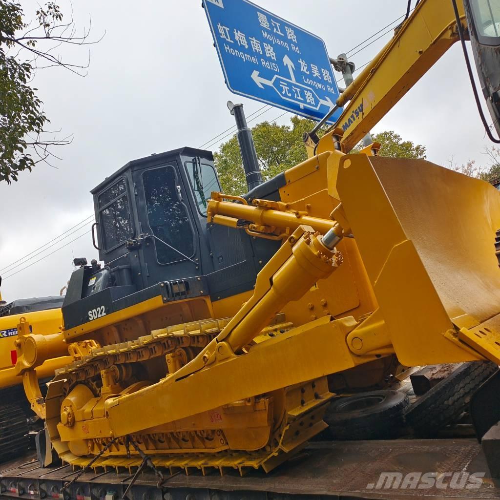 Shantui SD 22 F بلدوزرات مجنزرة