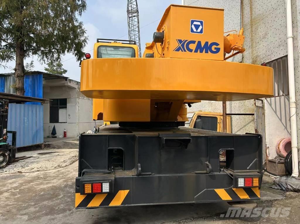 XCMG QY 25 K5D رافعات صالحة لكل أنواع الطرق