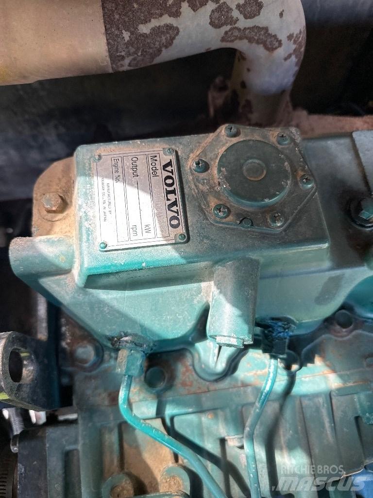 Volvo EC 60 D حفارات زحافة