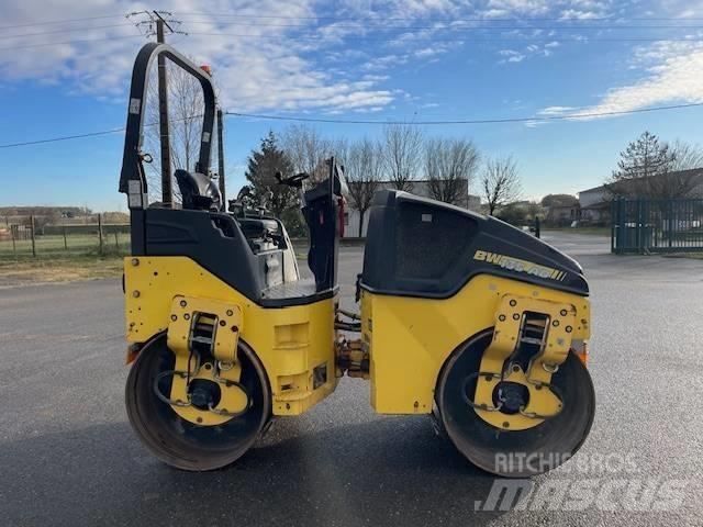 Bomag BW 135 AD-5 مداحل ثنائية الاسطوانة