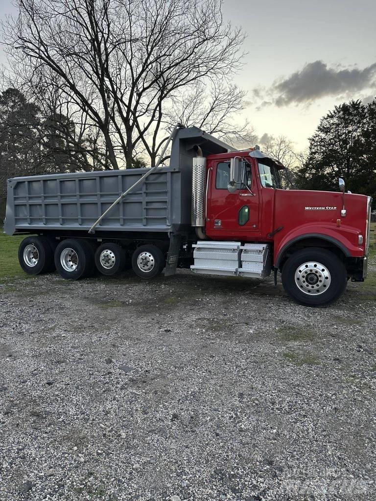 Western Star 4900 FA شاحنات قلابة