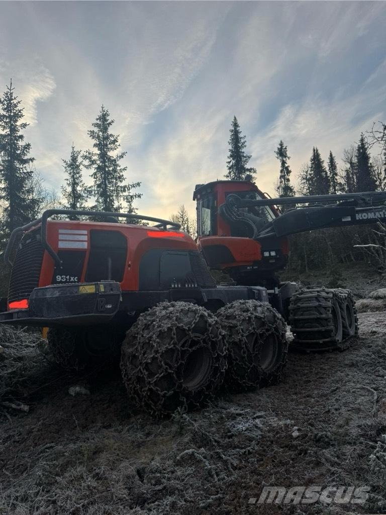 Komatsu 931 XC حصادات