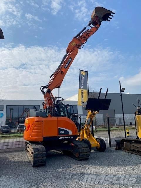 Doosan DX140LCR-5 حفارات زحافة