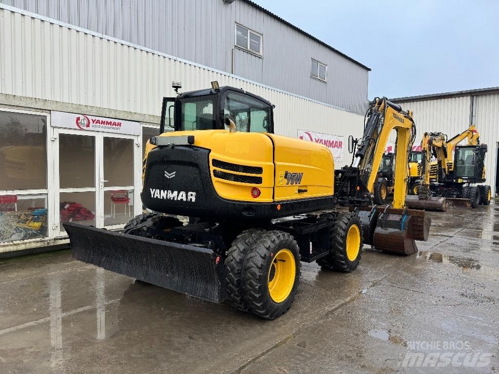 Yanmar B95W (40251) حفارات بعجل