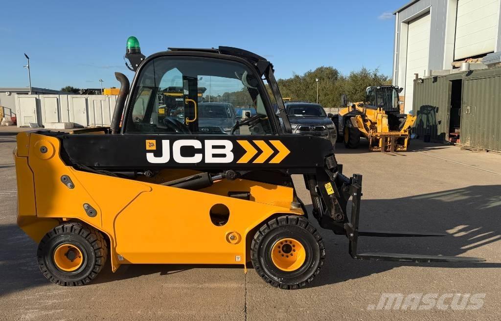 JCB 35 D WASTEMASTER مناولات متداخلة