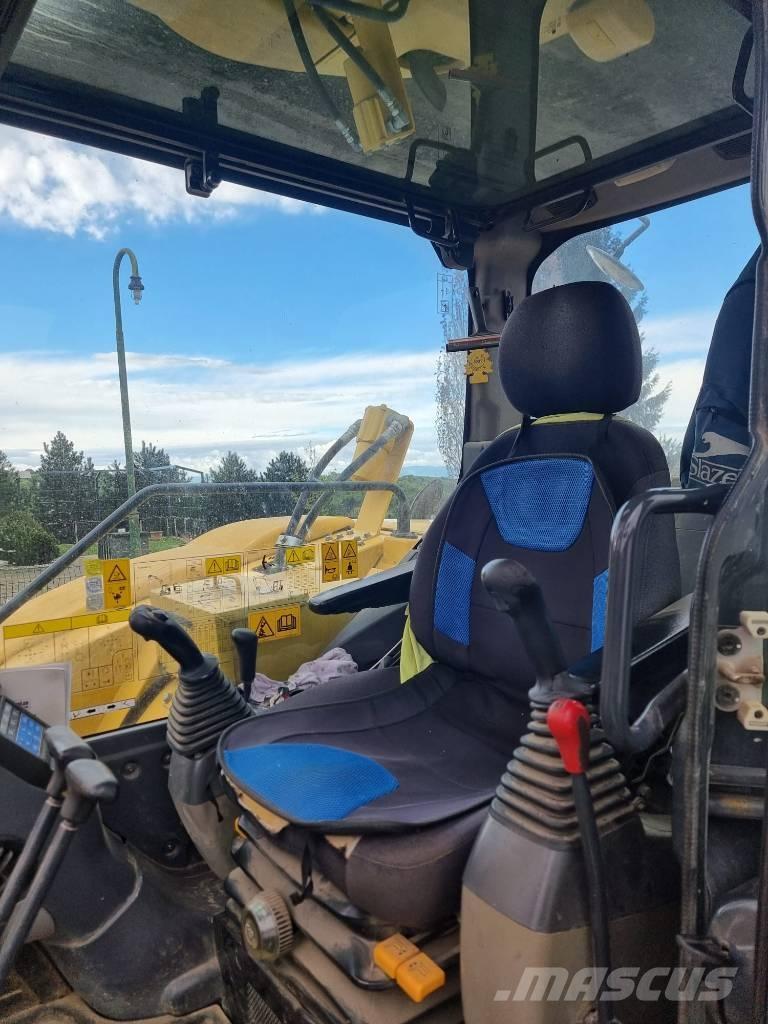 Komatsu PC 88 MR-10 حفارات وسط 7 طن - 12 طن