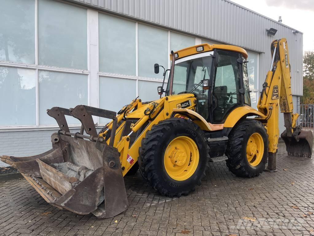 JCB 4 CX    2005 لوادر ذات جرافات عكسية