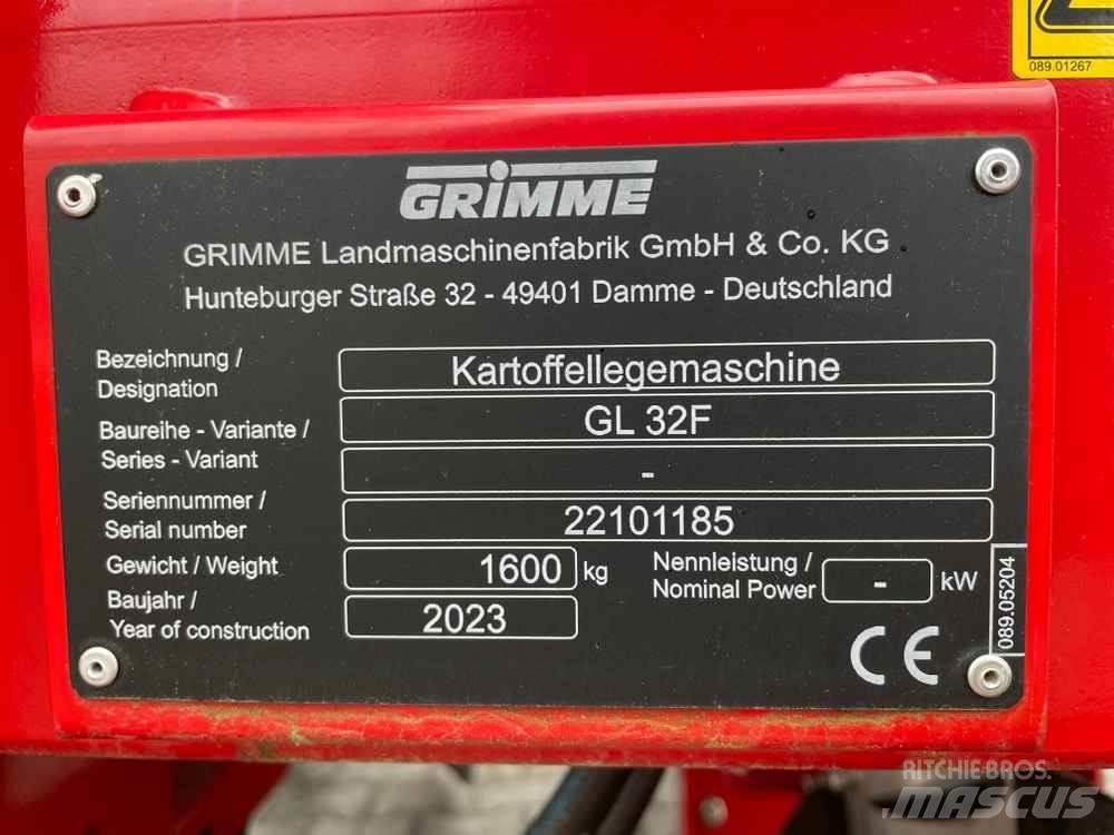 Grimme GL 32 F معدات زراعة البطاطس