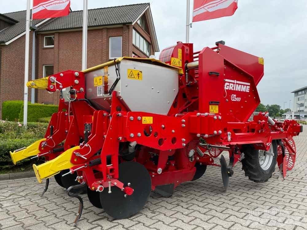 Grimme GL 32 F معدات زراعة البطاطس