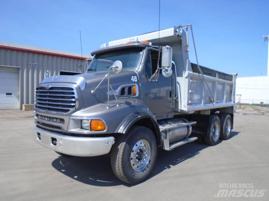 Sterling L 9500 شاحنات قلابة