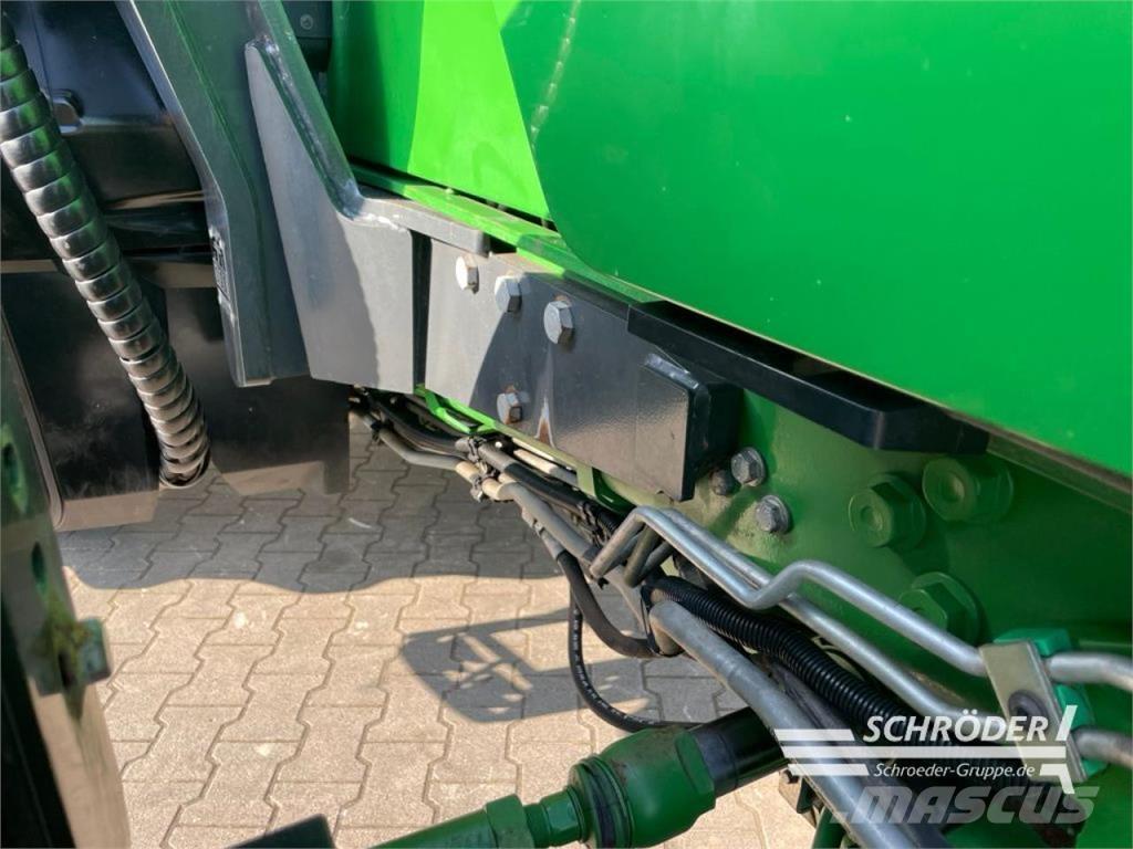 John Deere 6155 R الجرارات