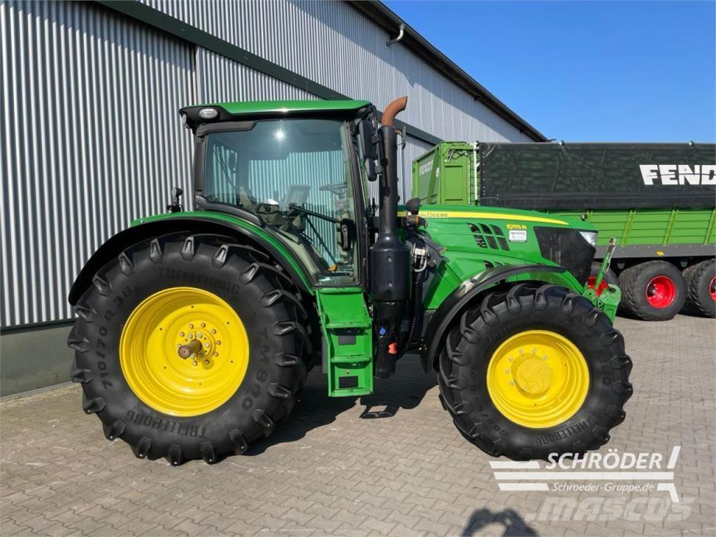 John Deere 6155 R الجرارات