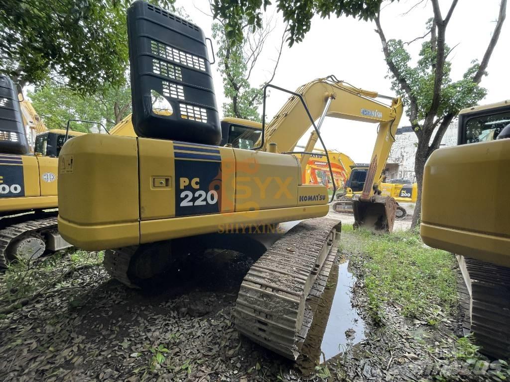 Komatsu PC 220-7 حفارات زحافة