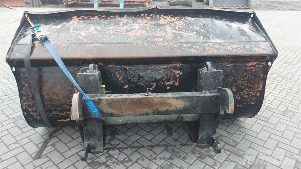 Volvo L 90 C دلاء