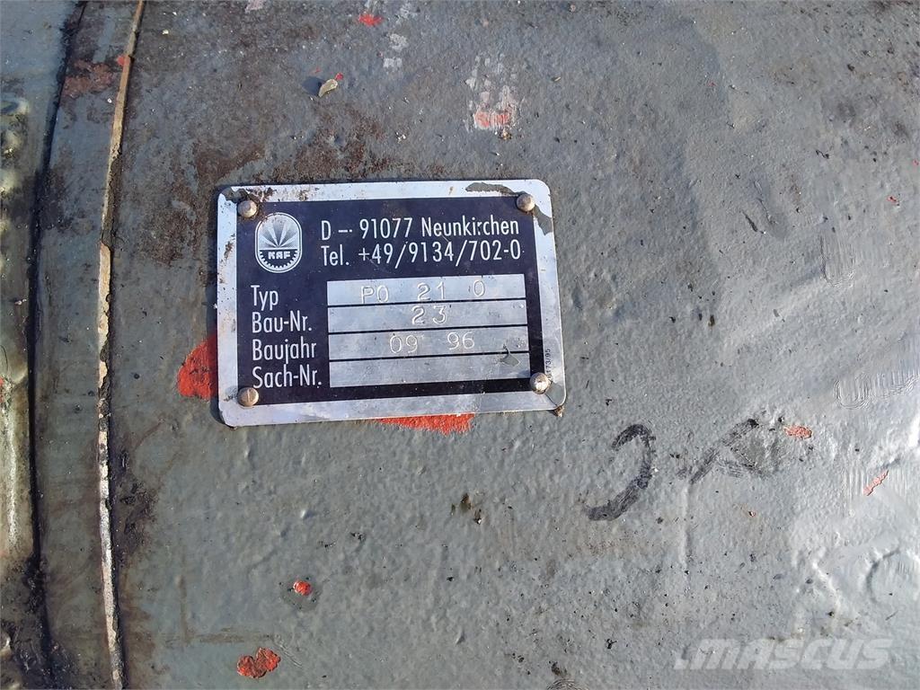 Ponsse Cobra HS-10 أجهزة نقل