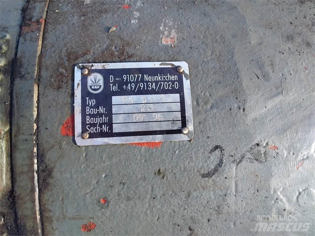 Ponsse Cobra HS-10 أجهزة نقل