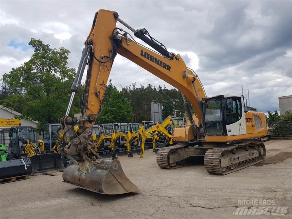 Liebherr R936 ماكينات زراعية أخرى