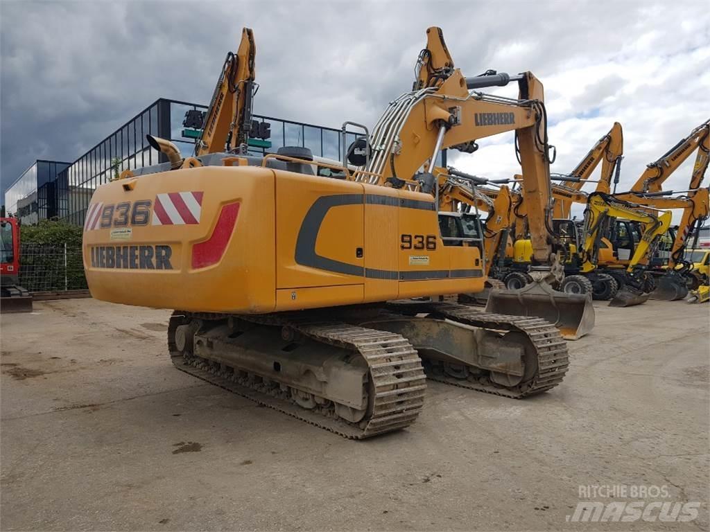 Liebherr R936 ماكينات زراعية أخرى